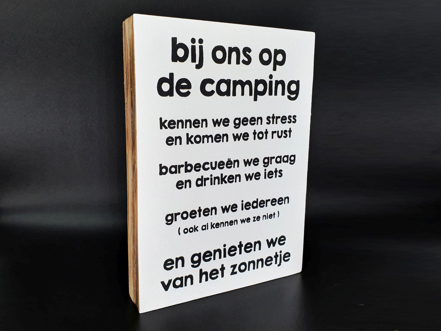 WoodArt tekstbord Bij ons op de camping
