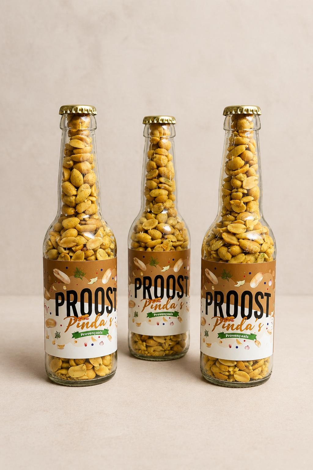 bierfles gevuld met pinda's met de tekst proost erop